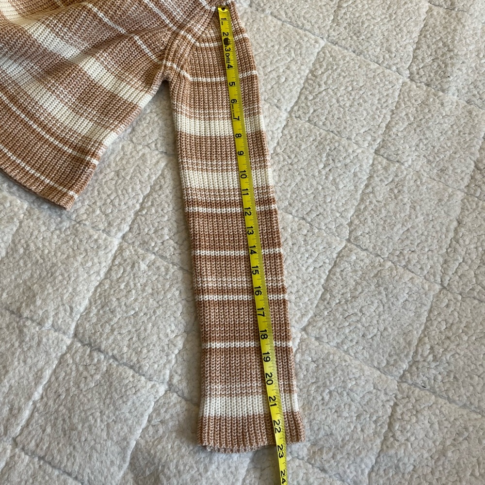 Urban Outfitters cropped turtleneck sweater - Picture 11 of 11
